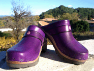 sabots en cuir violets(catégorie: caoutchouc/motif)